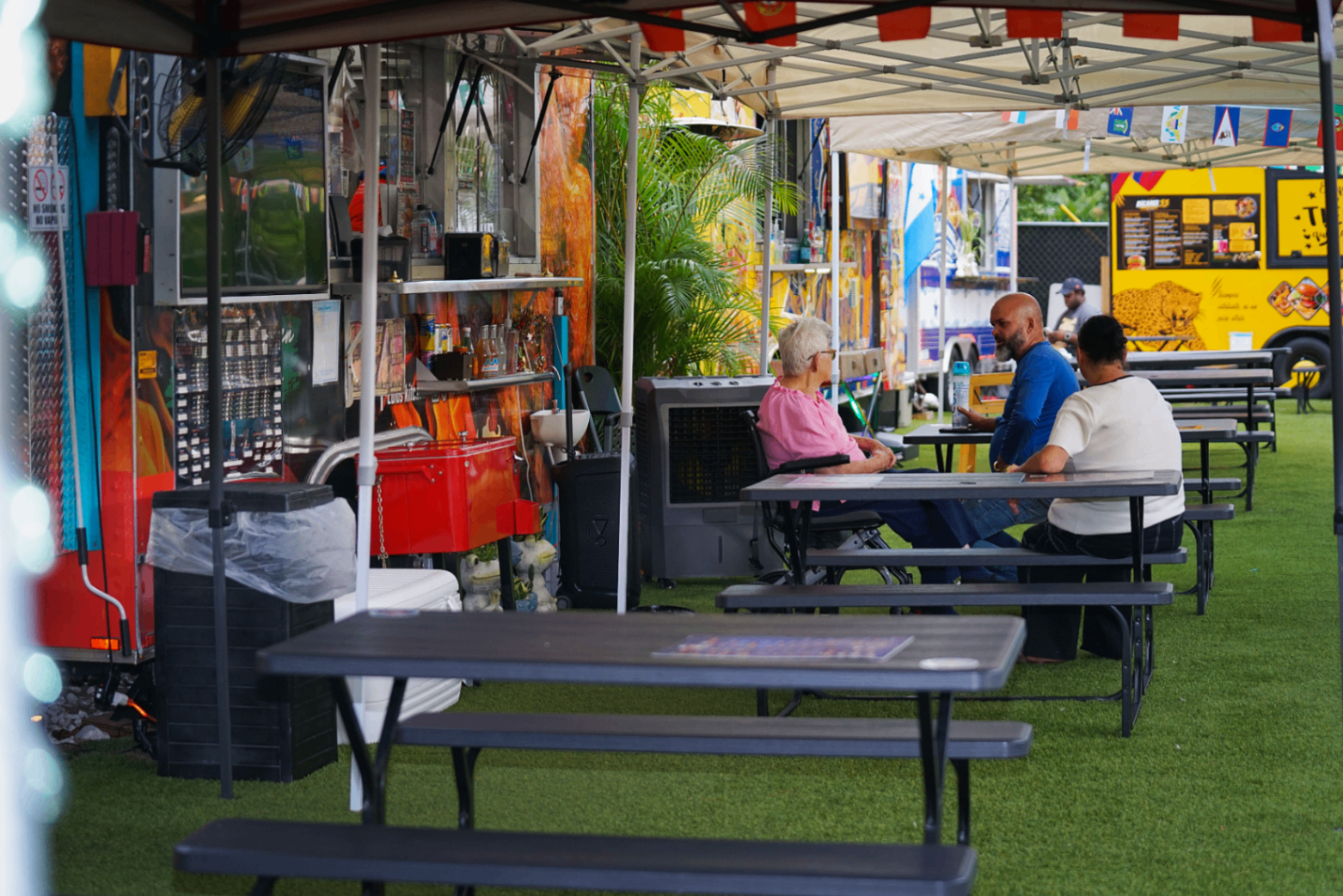 LUMINA STREET FOOD 2