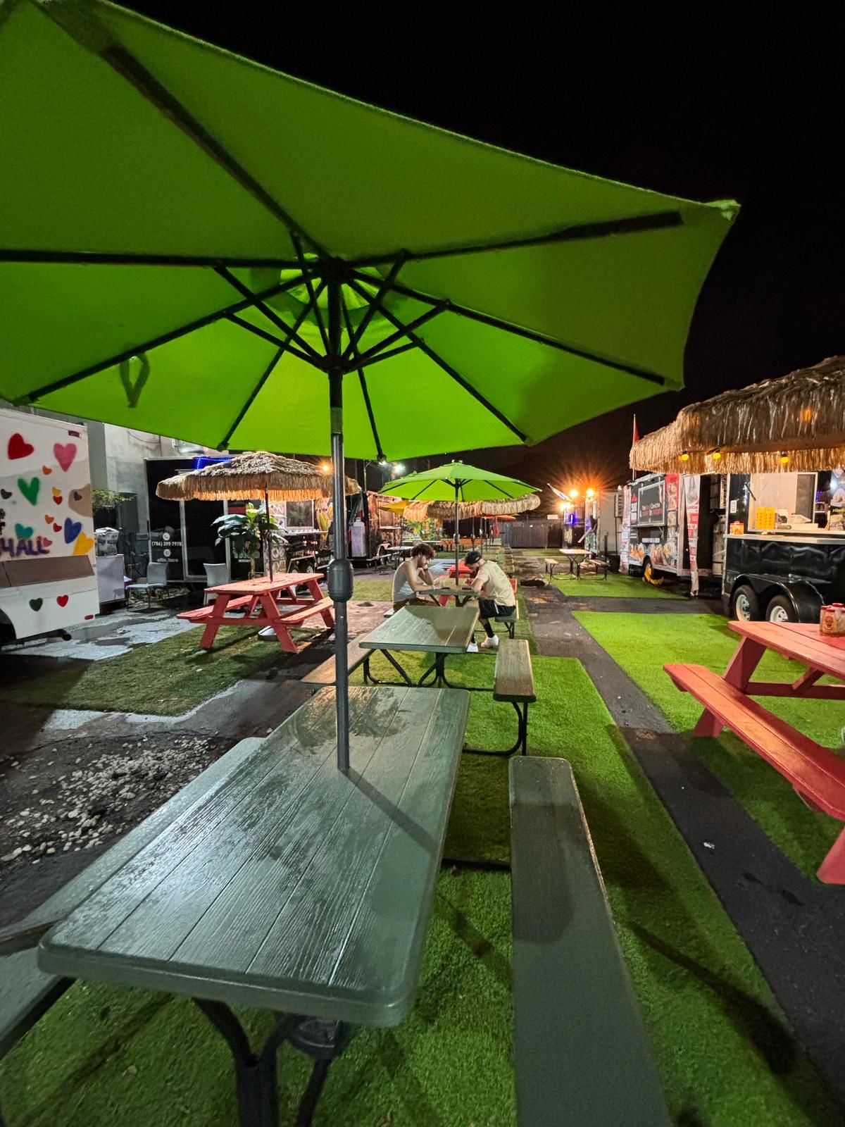 EL PATIO FOOD TRUCKS 2